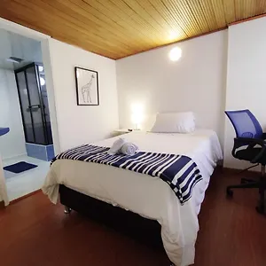 4 Independiente Con Bano Privado Unicentro Habitación en casa particular